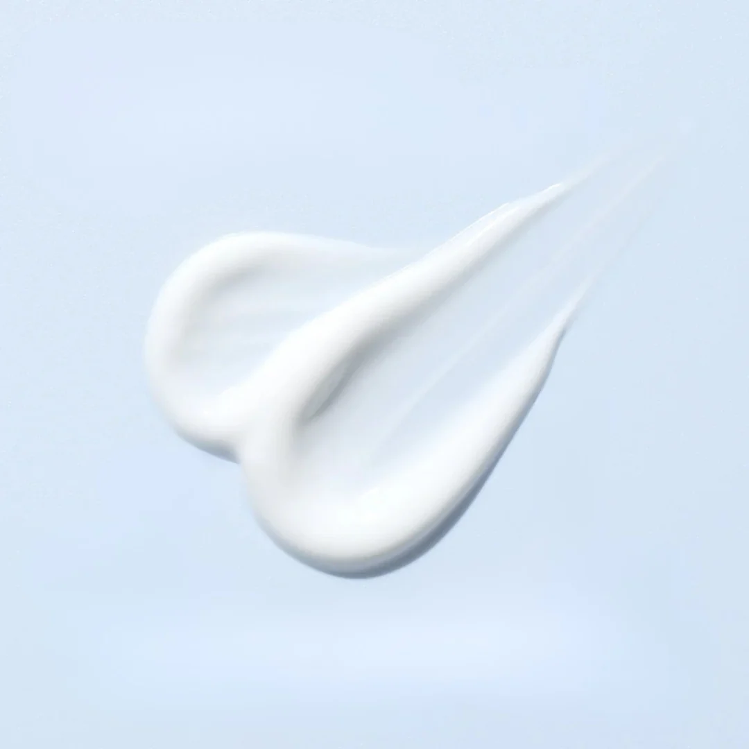Aqua Glowing Sunscreen - 45 ml - Image 2