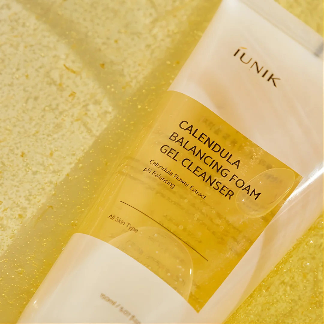 Calendula Balancing Foam Cleanser - 150 ml - Image 3