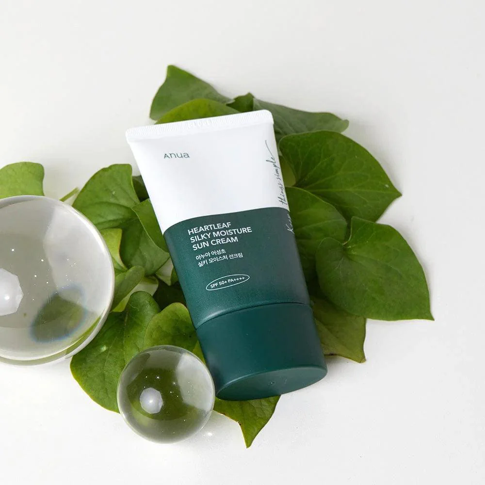 Heartleaf Silky Moisture Sunscreen SPF50+ - 50 ml - Image 3