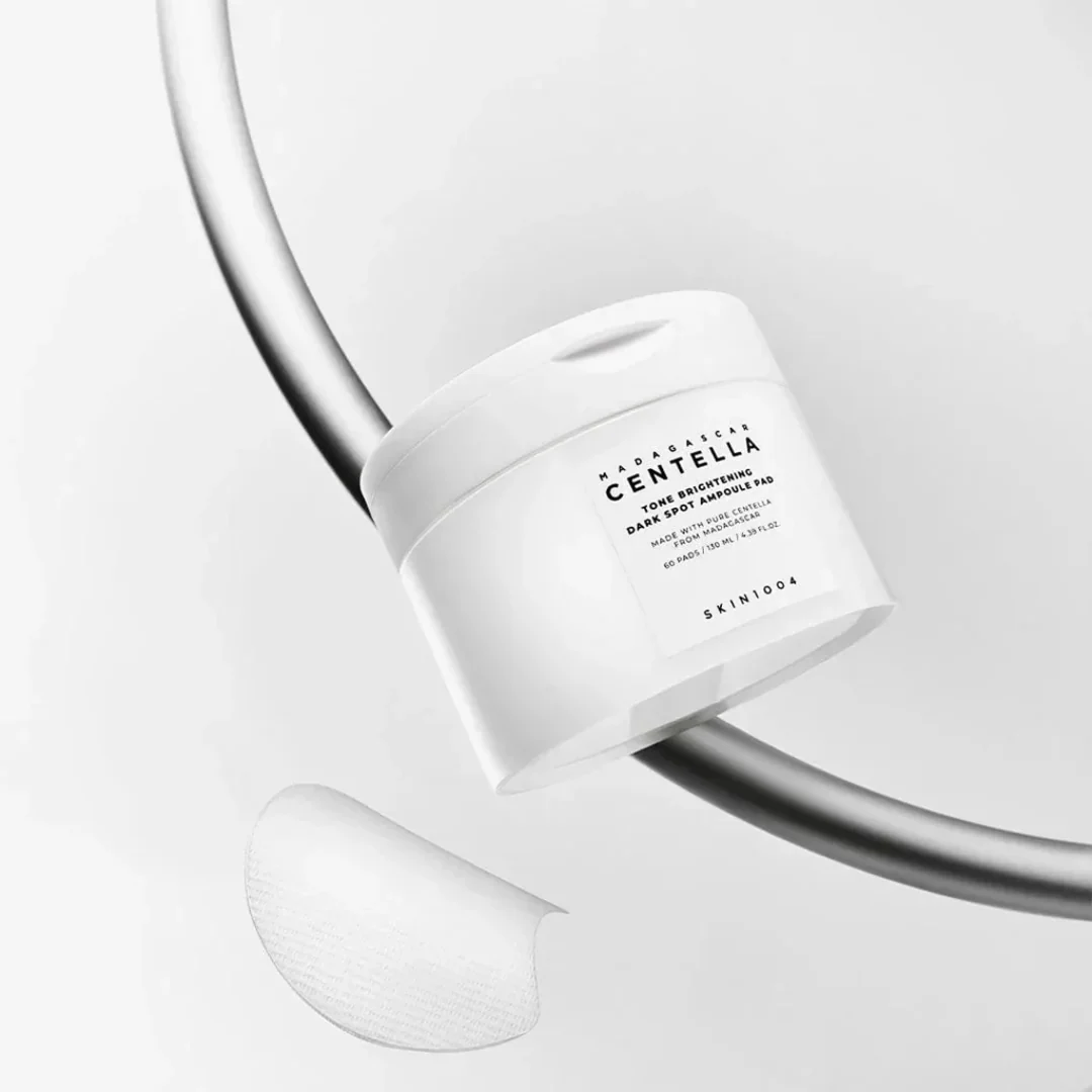 Madagascar Centella Tone Brightening Dark Spot Ampoule Pad - 60 Pads - Image 4