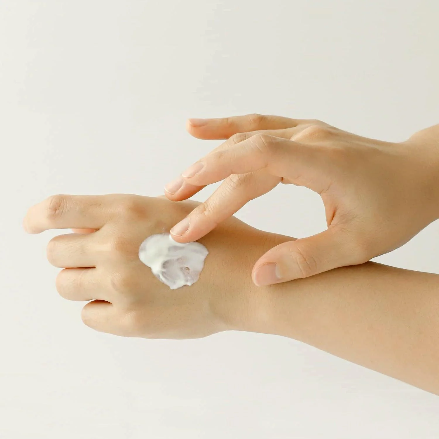 Relief Sun: Rice + Probiotics (SPF 50+ PA++++) - 50 ml - Image 4